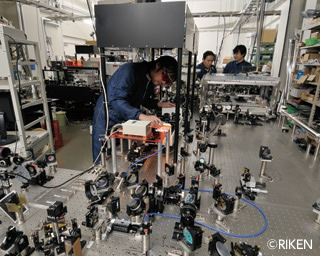 アト秒科学研究チーム研究概要画像 アト秒科学研究チーム研究概要画像